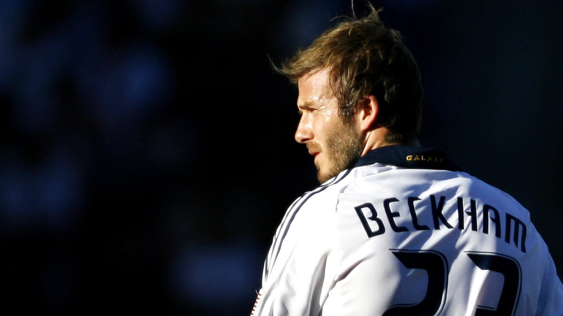 鹈鹕血拼上海队，福克斯用防守铁链锁死东方巨龙